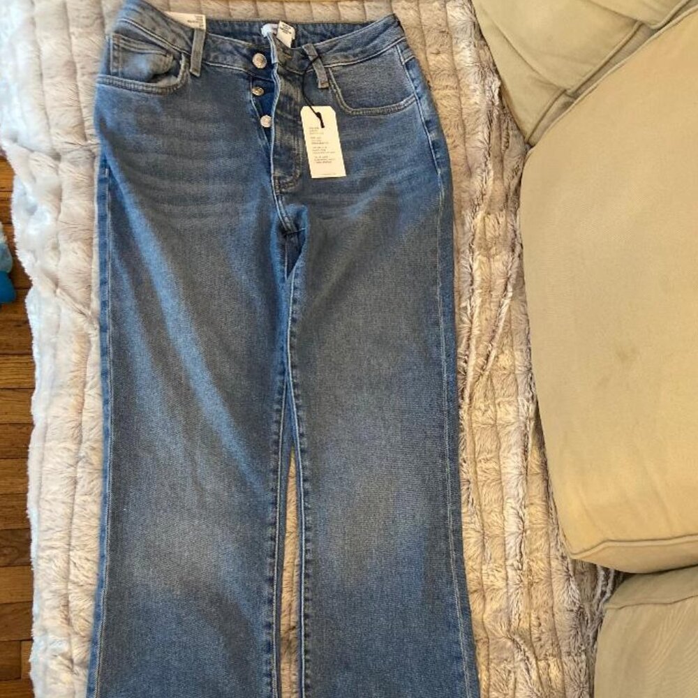 Forever 21 Womens High Rise Boot Cut Button-Fly Raw Hem Jeans, Size 27, NWT